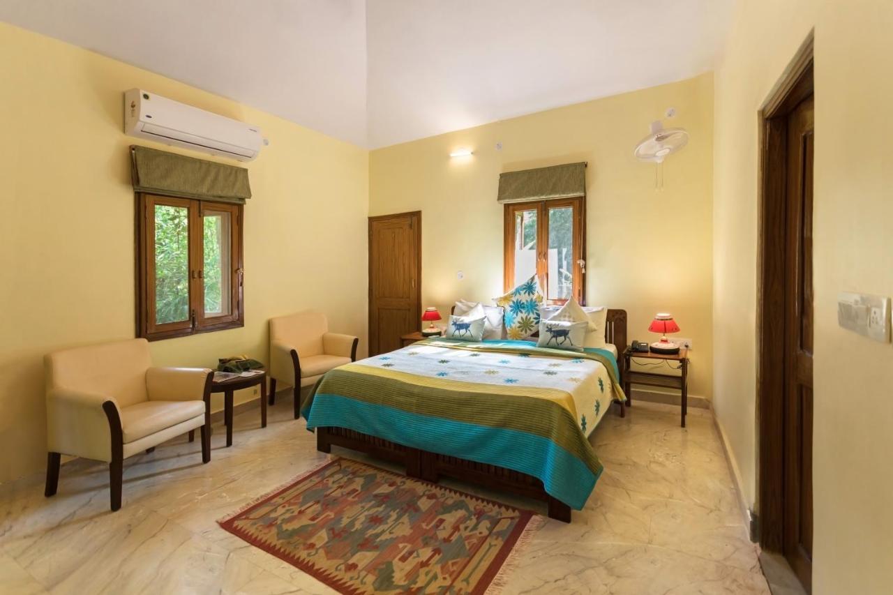 Pench Jungle Camp Hotel Khawasa ภายนอก รูปภาพ