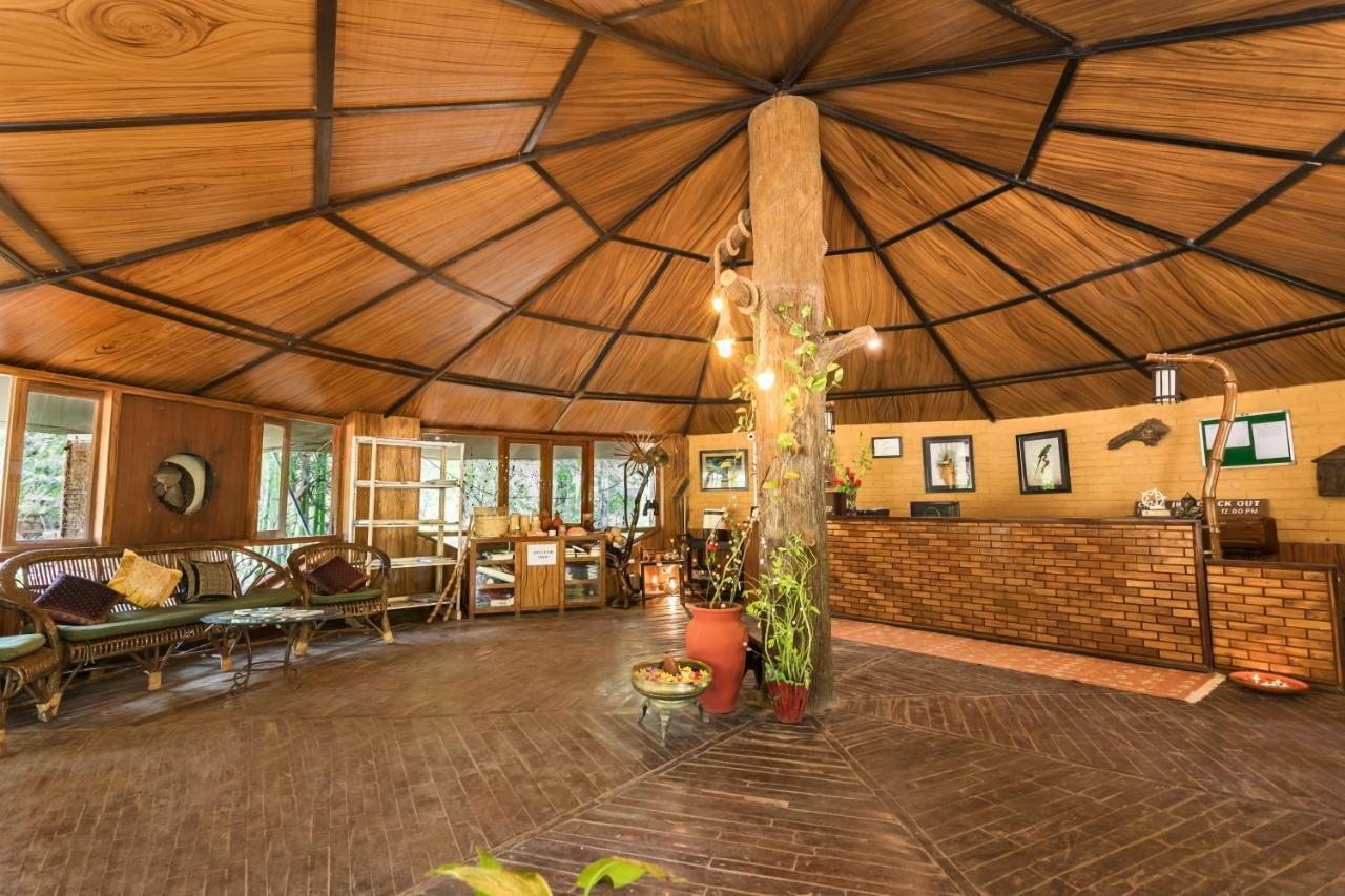 Pench Jungle Camp Hotel Khawasa ภายนอก รูปภาพ